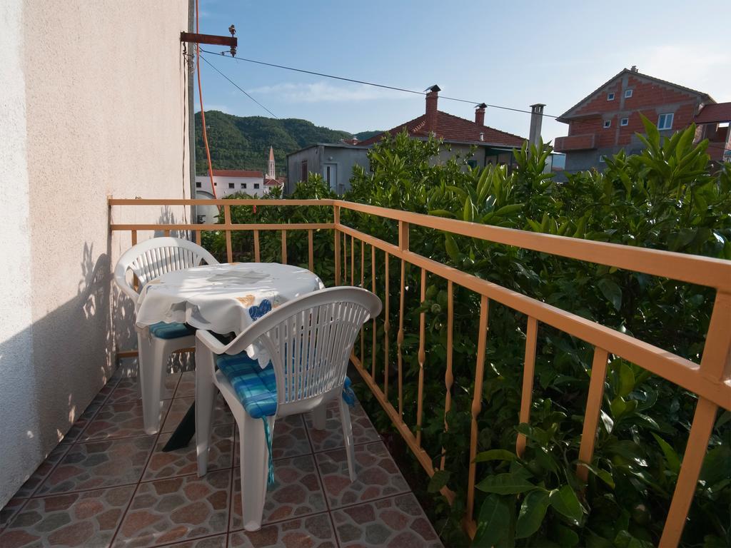 Apartments Srhoj Stari Grad  Extérieur photo