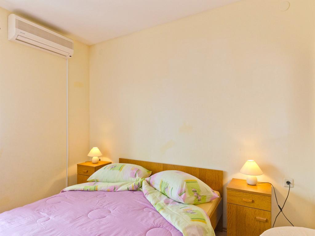 Apartments Srhoj Stari Grad  Extérieur photo