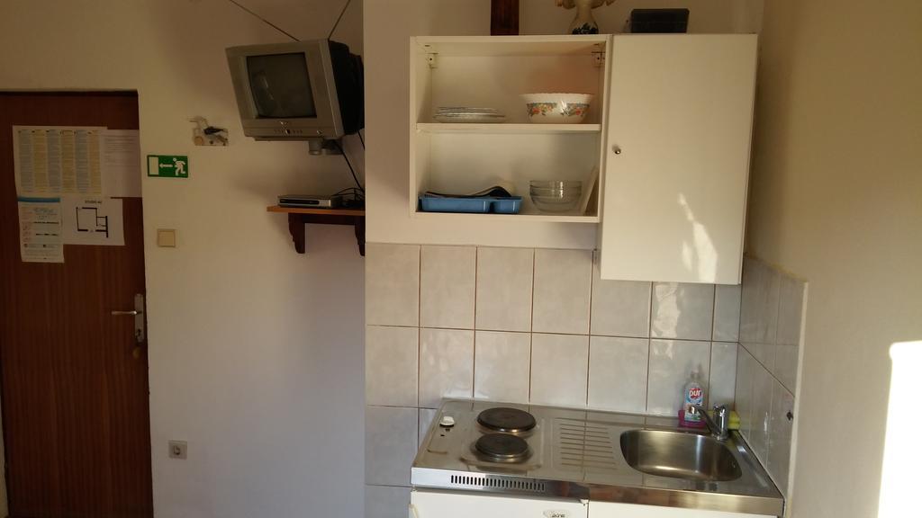 Apartments Srhoj Stari Grad  Extérieur photo