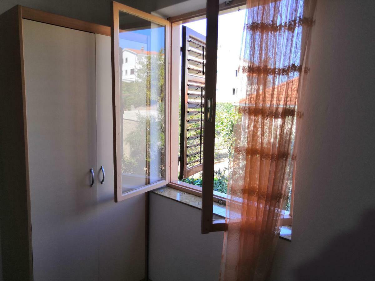 Apartments Srhoj Stari Grad  Extérieur photo