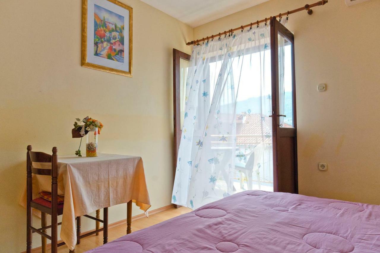 Apartments Srhoj Stari Grad  Extérieur photo