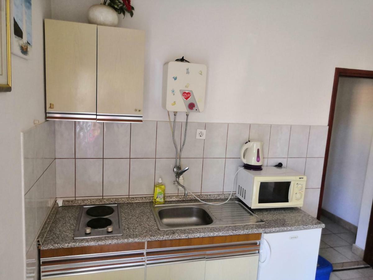 Apartments Srhoj Stari Grad  Extérieur photo